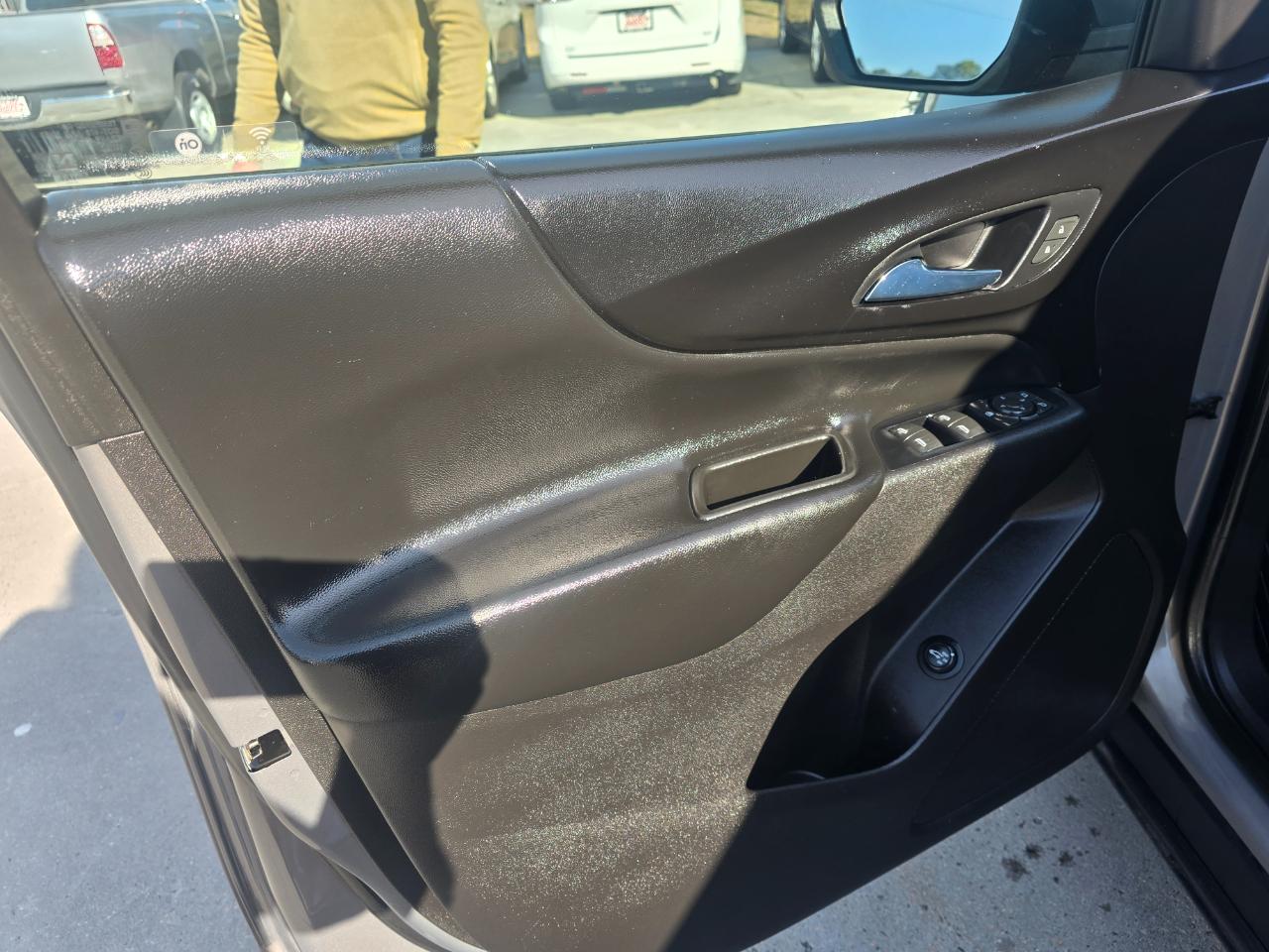 Chevrolet Equinox AWD 4dr LT w/1LT 2019