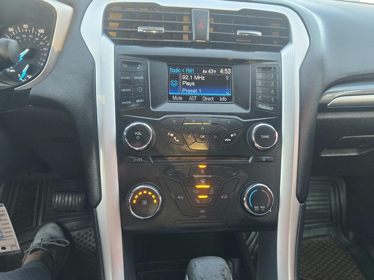 Ford Fusion 4dr Sdn SE FWD 2013