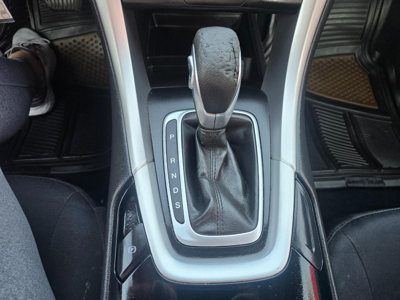 Ford Fusion 4dr Sdn SE FWD 2013