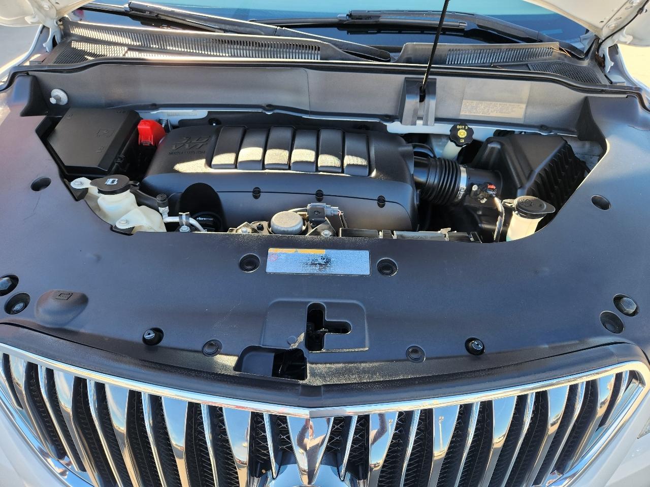 Buick Enclave FWD 4dr Leather 2017