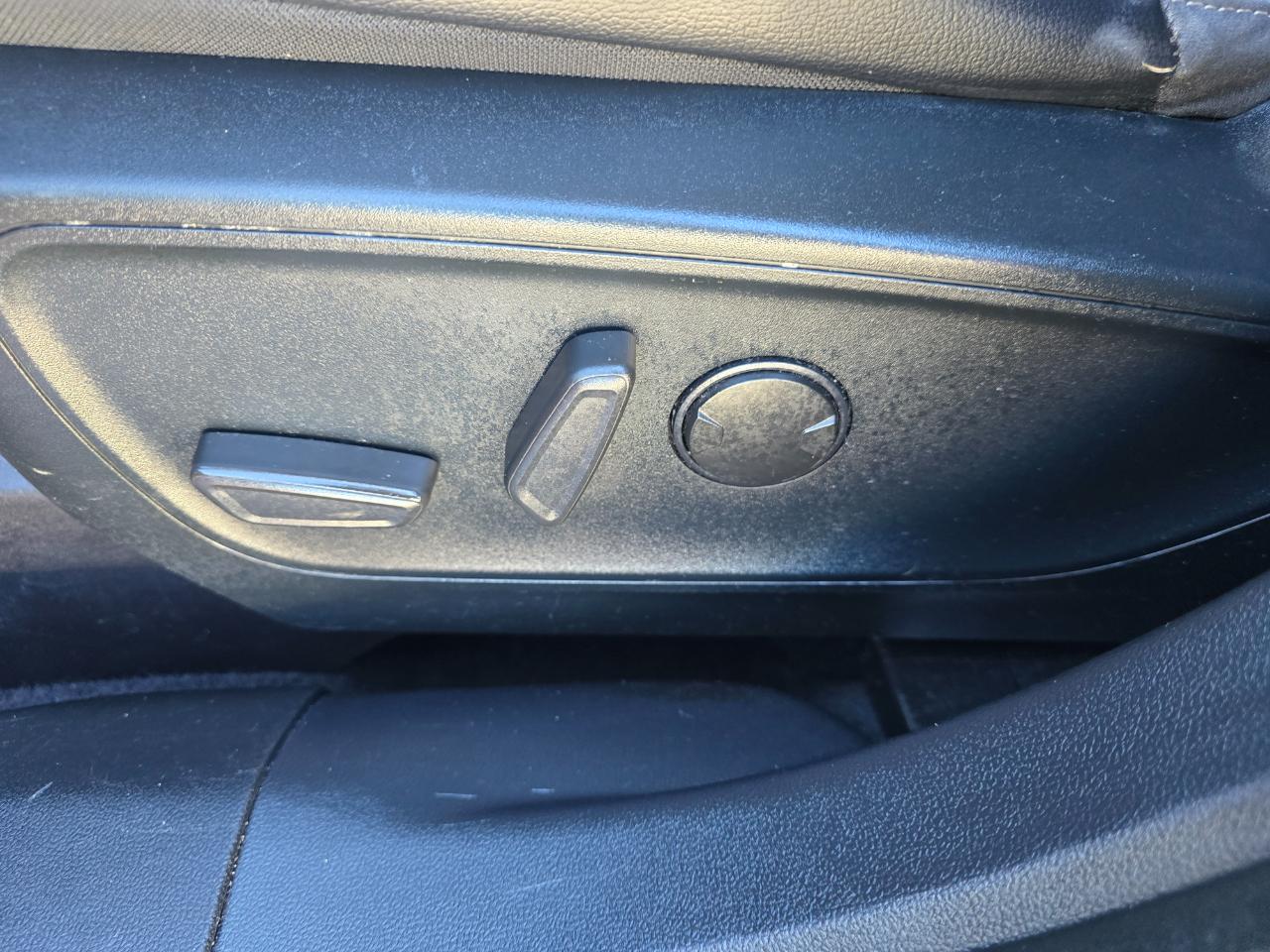 Ford Escape SEL FWD 2020