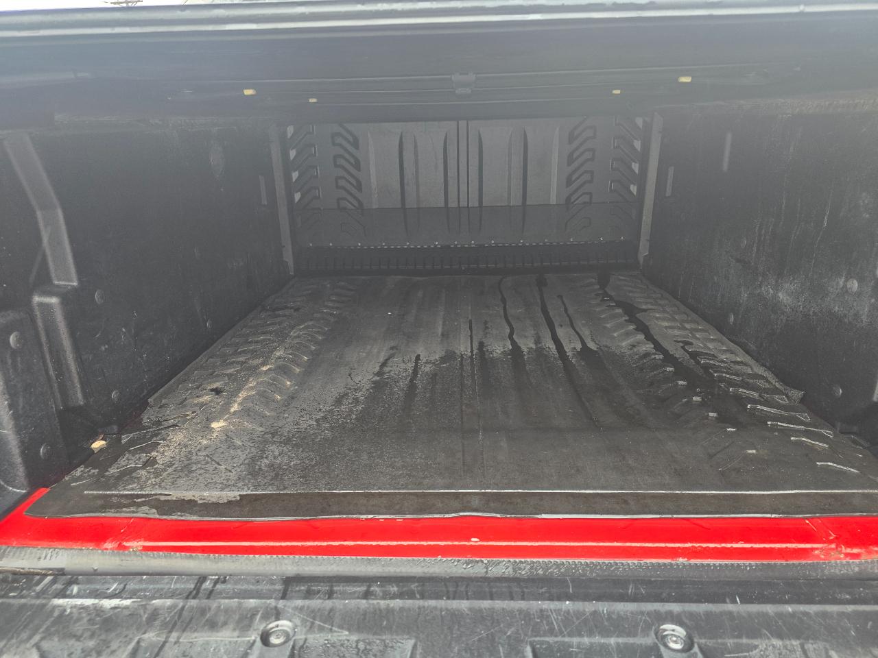 Chevrolet Avalanche 4WD Crew Cab 130" LTZ 2009