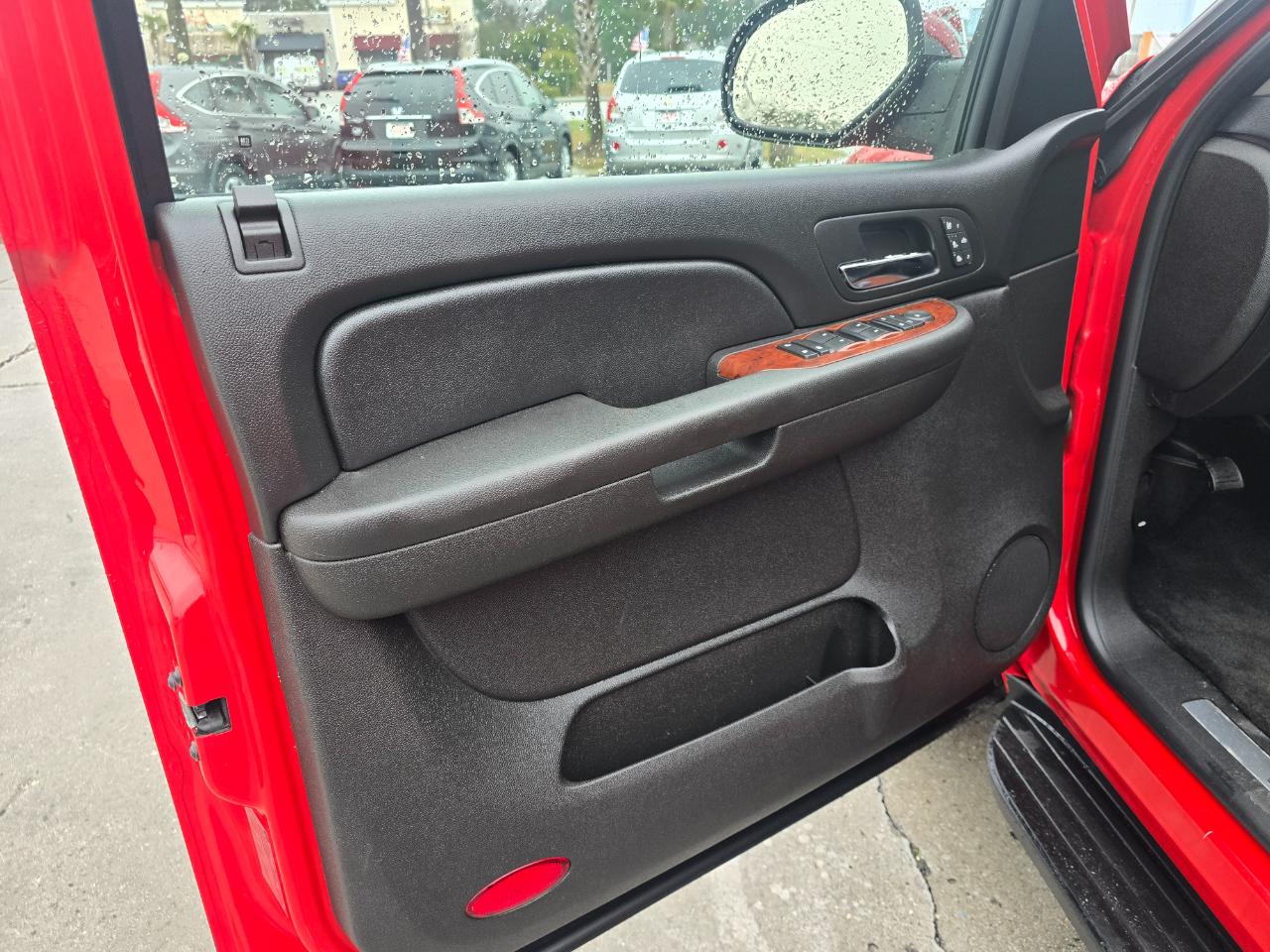 Chevrolet Avalanche 4WD Crew Cab 130" LTZ 2009