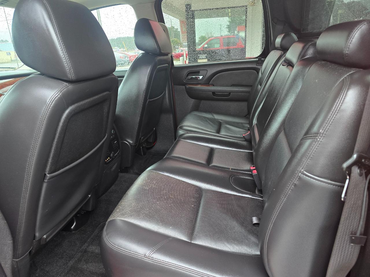 Chevrolet Avalanche 4WD Crew Cab 130" LTZ 2009