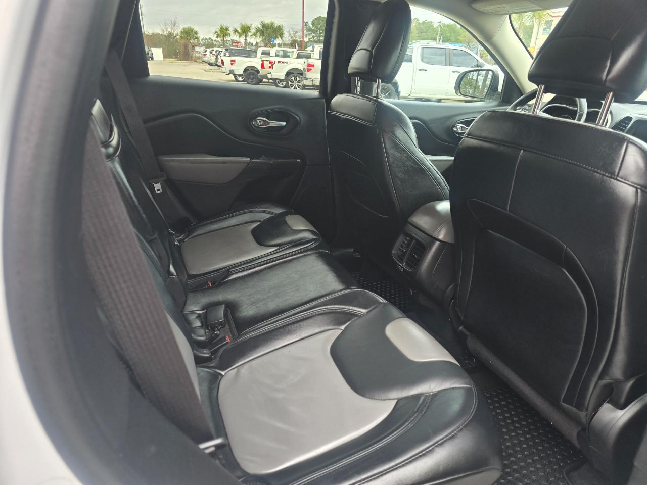 Jeep Cherokee 4WD 4dr Limited 2014