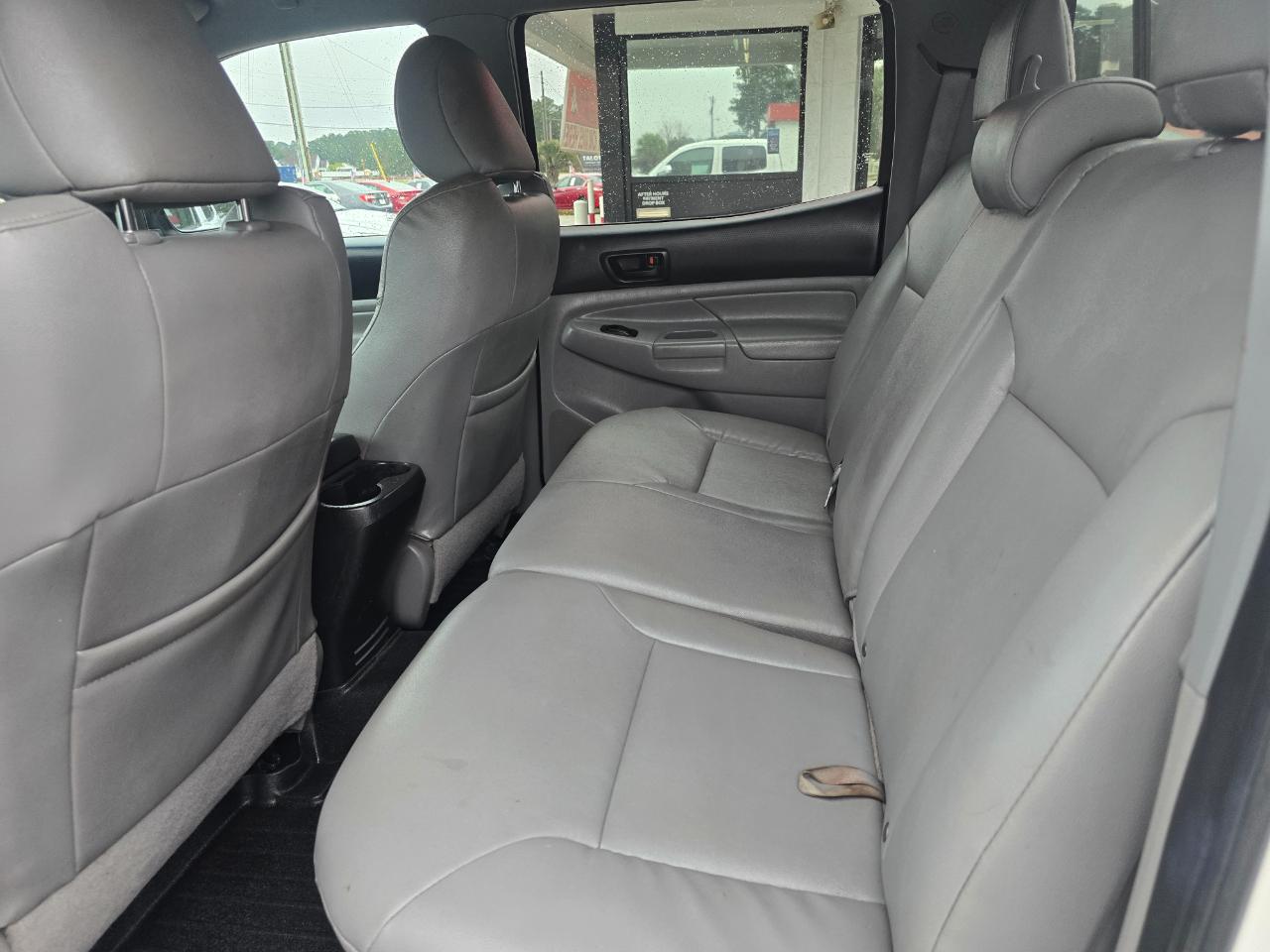 Toyota Tacoma 4WD Double Cab LB V6 AT (Natl) 2014