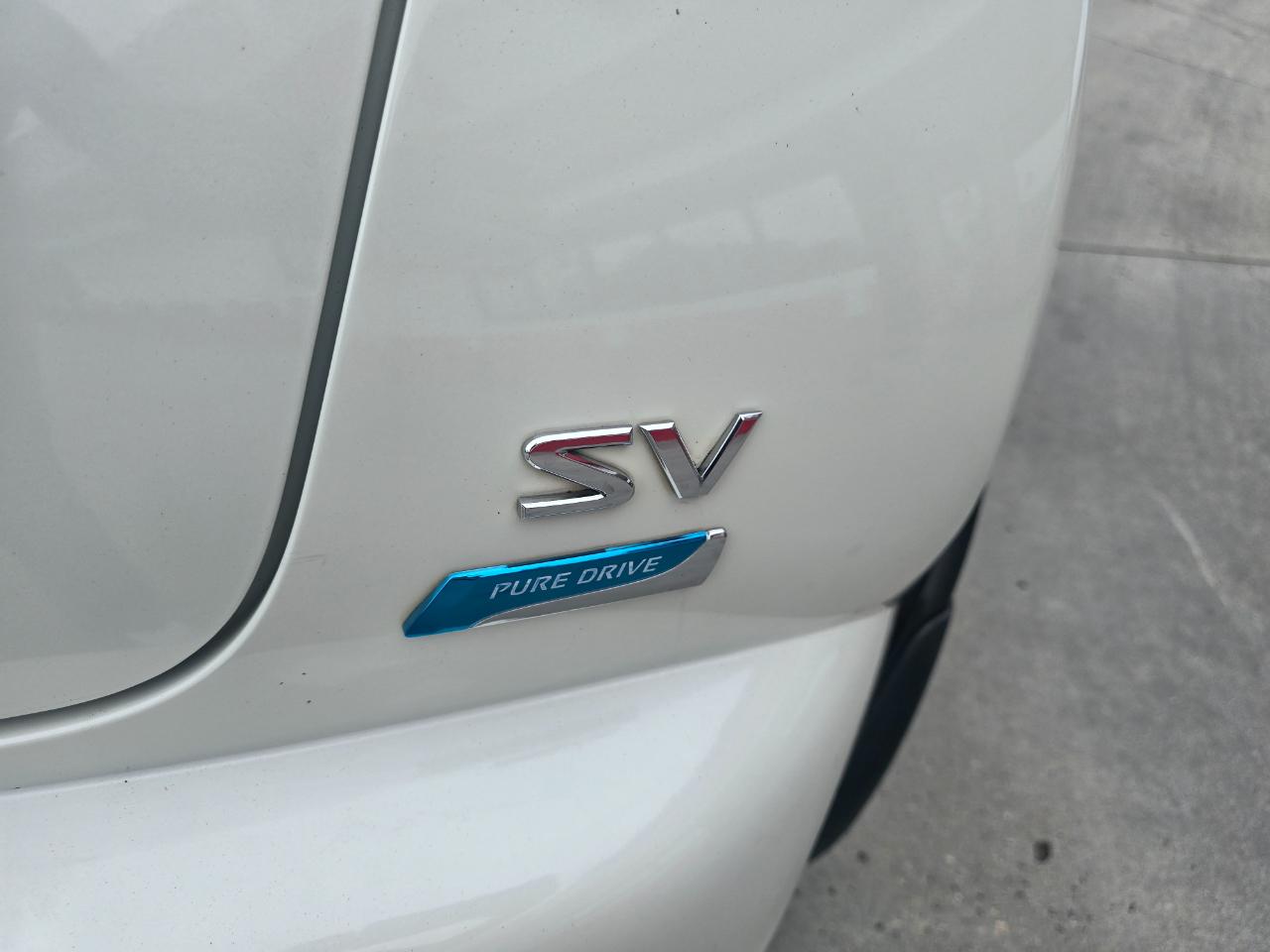 Nissan Juke 5dr Wgn CVT SV FWD 2012