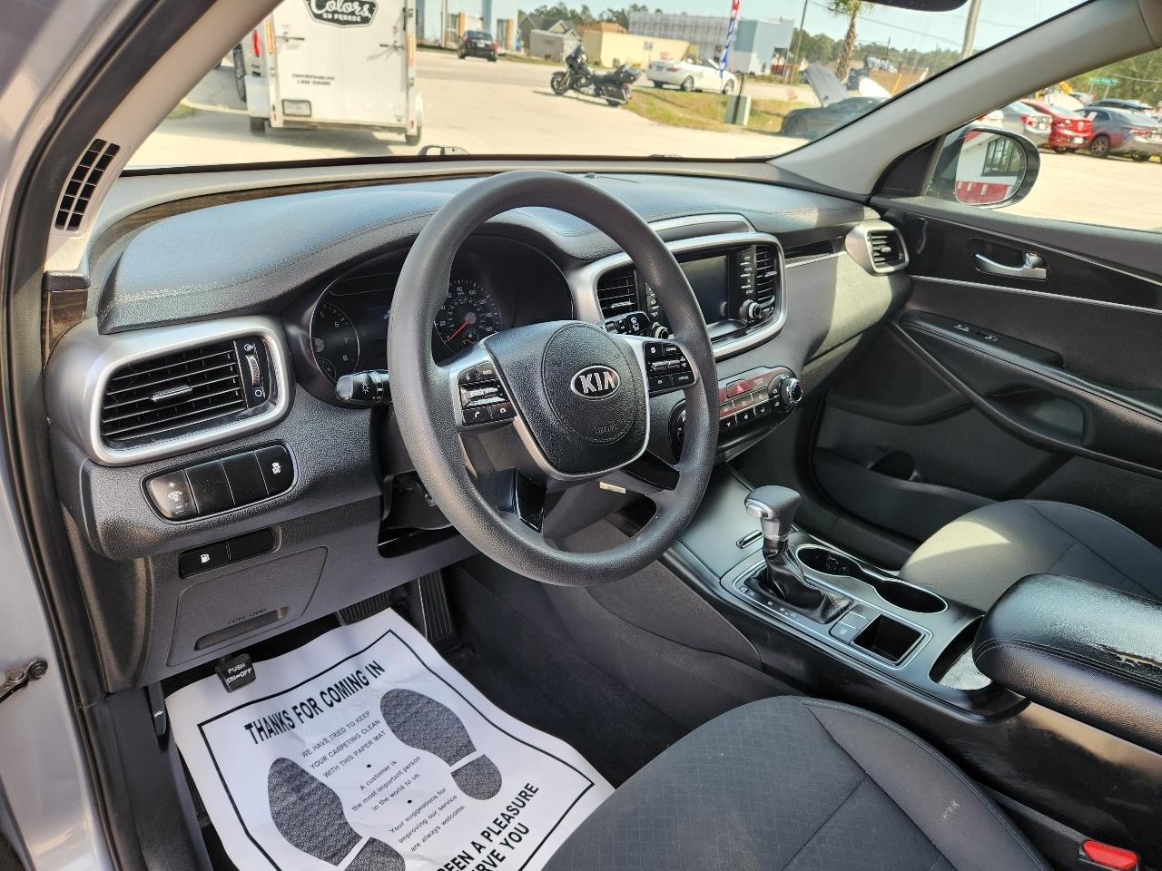 Kia Sorento L FWD 2019