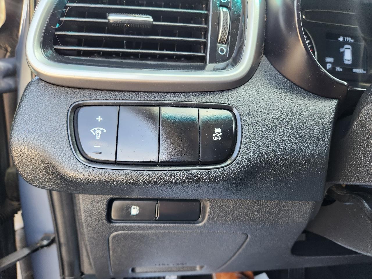 Kia Sorento L FWD 2019