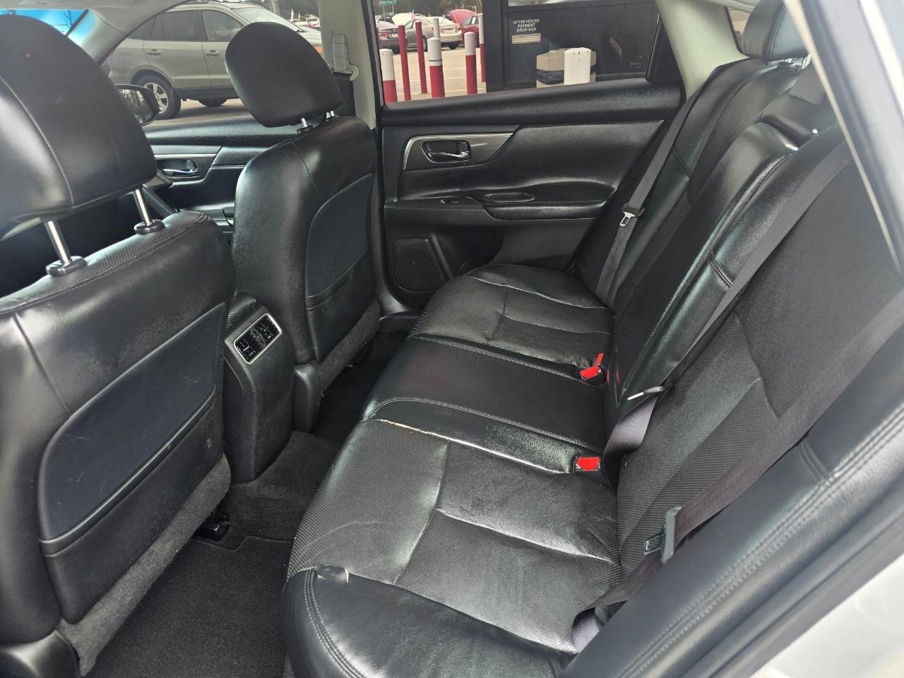 Nissan Altima 4dr Sdn I4 2.5 SL 2015