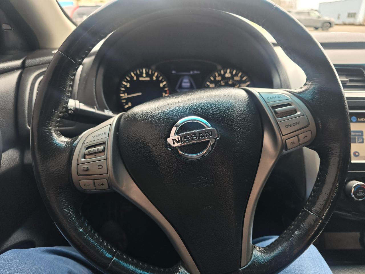 Nissan Altima 4dr Sdn I4 2.5 SL 2015