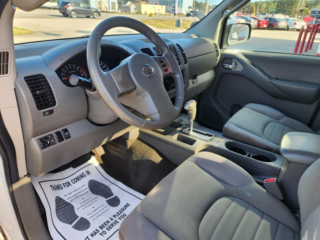 Nissan Frontier XE King Cab I4 Auto 2WD 2006