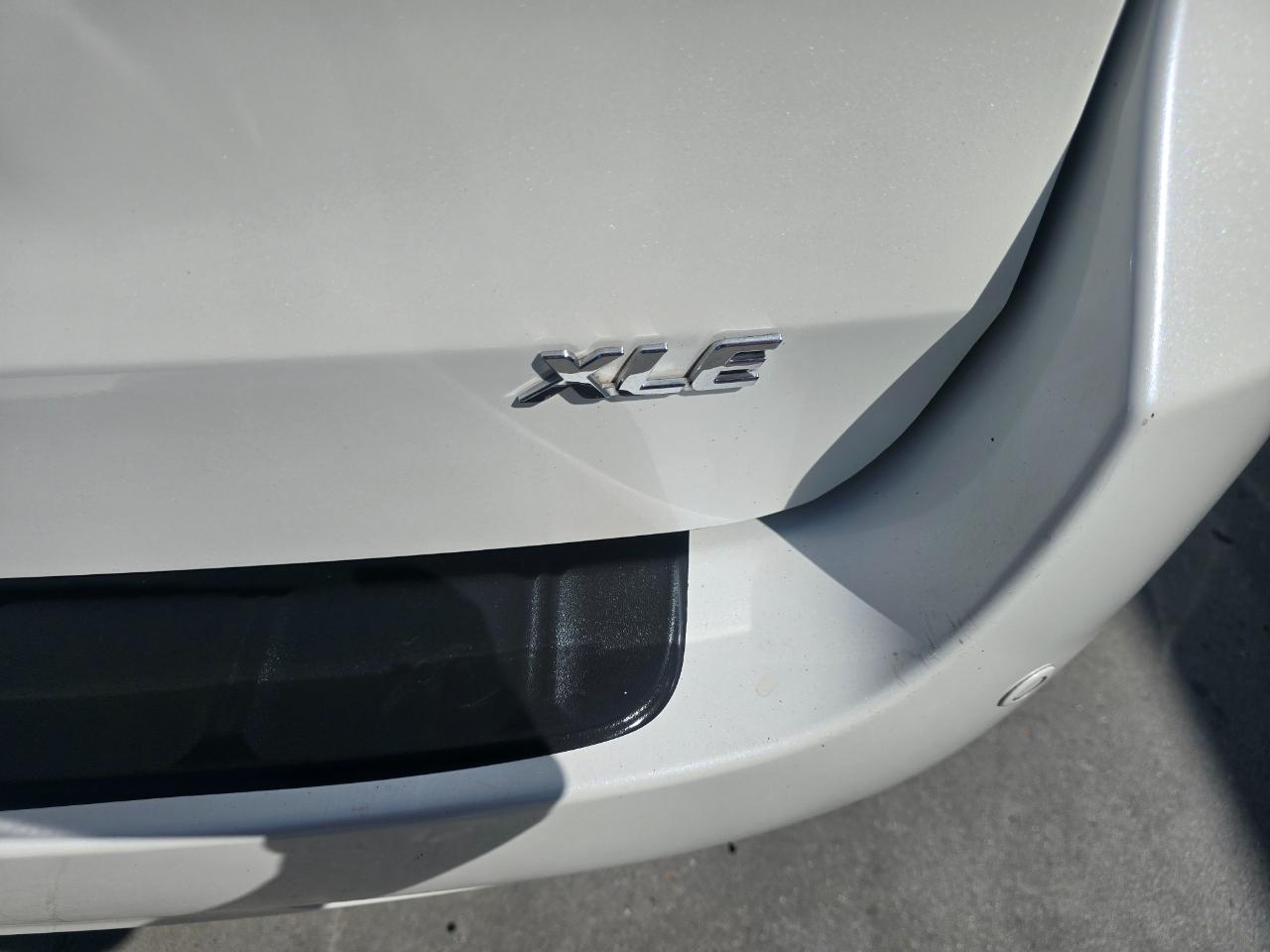 Toyota Sienna 5dr 8-Pass Van XLE FWD (Natl) 2016