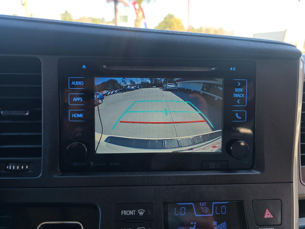 Toyota Sienna 5dr 8-Pass Van XLE FWD (Natl) 2016