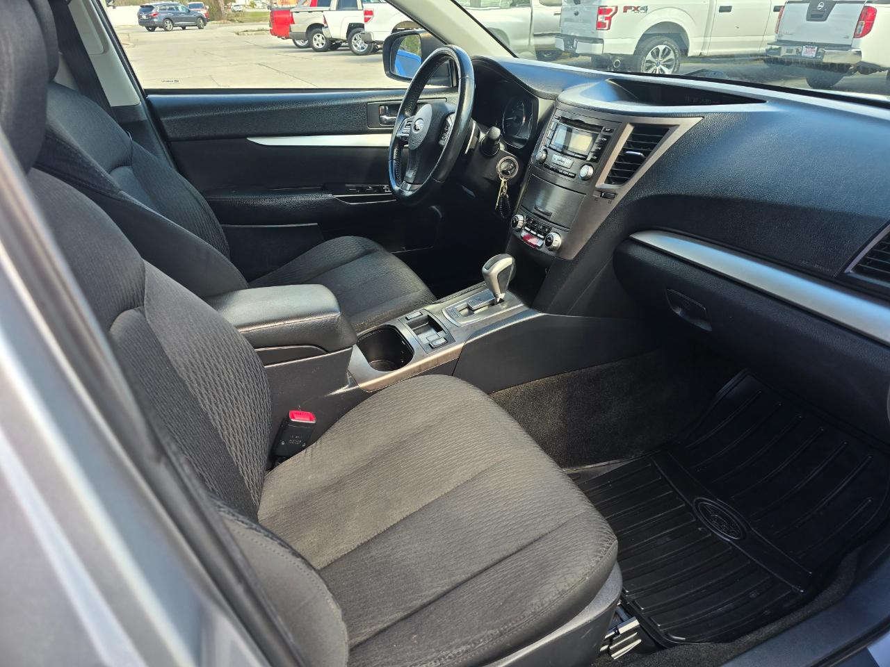 Subaru Outback 4dr Wgn H4 Auto 2.5i Premium 2012