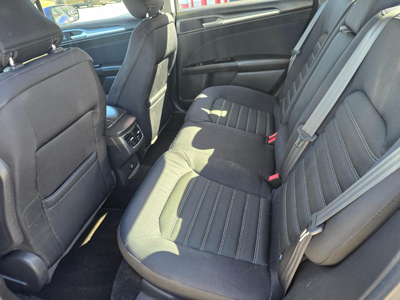 Ford Fusion 4dr Sdn SE FWD 2015