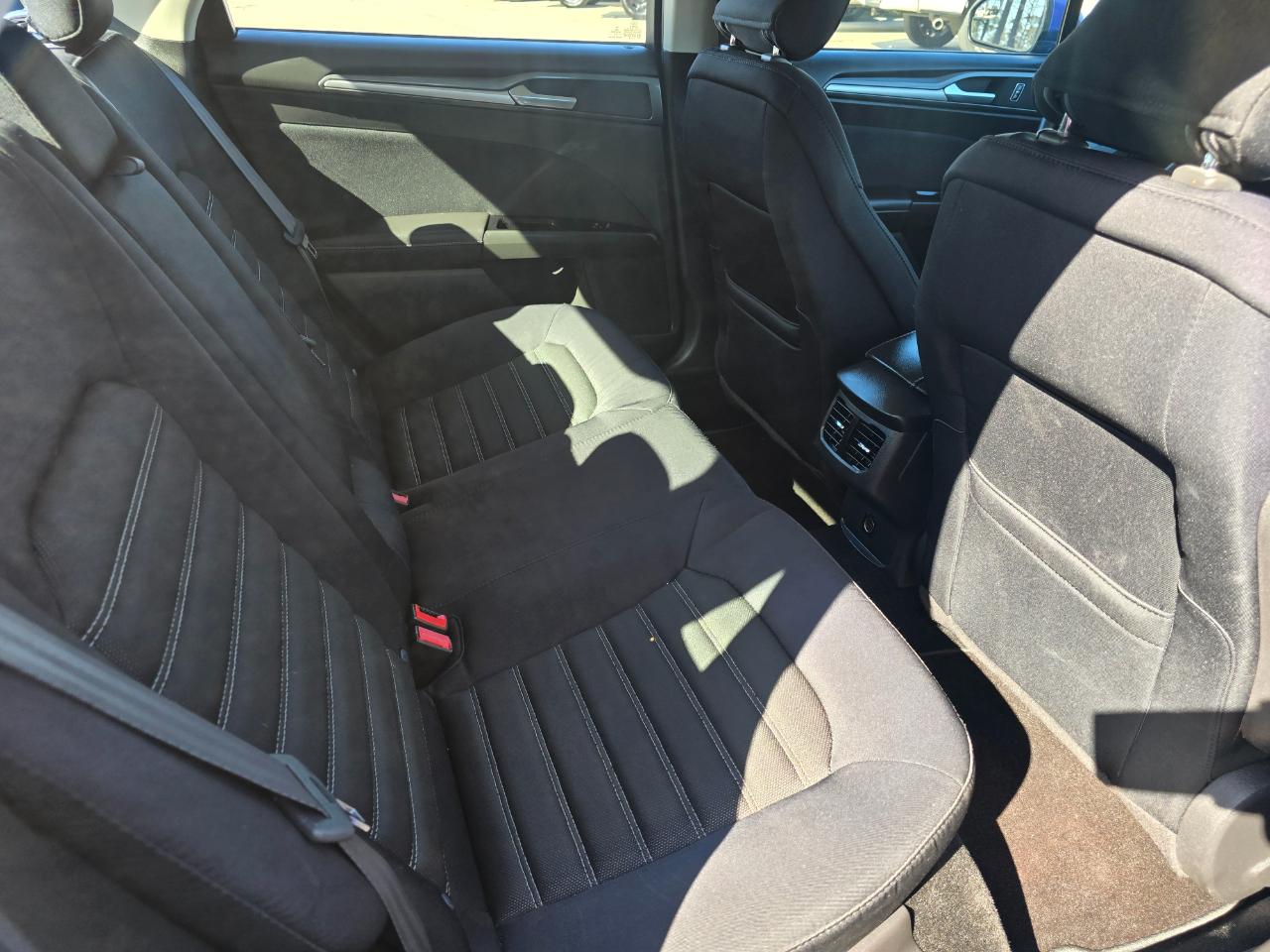 Ford Fusion 4dr Sdn SE FWD 2015