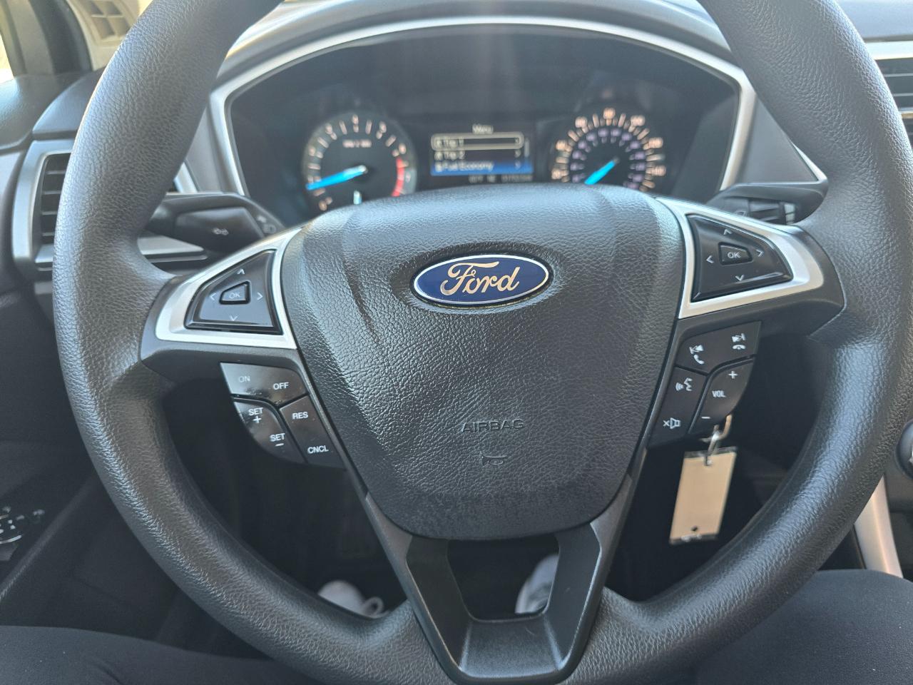Ford Fusion 4dr Sdn SE FWD 2015