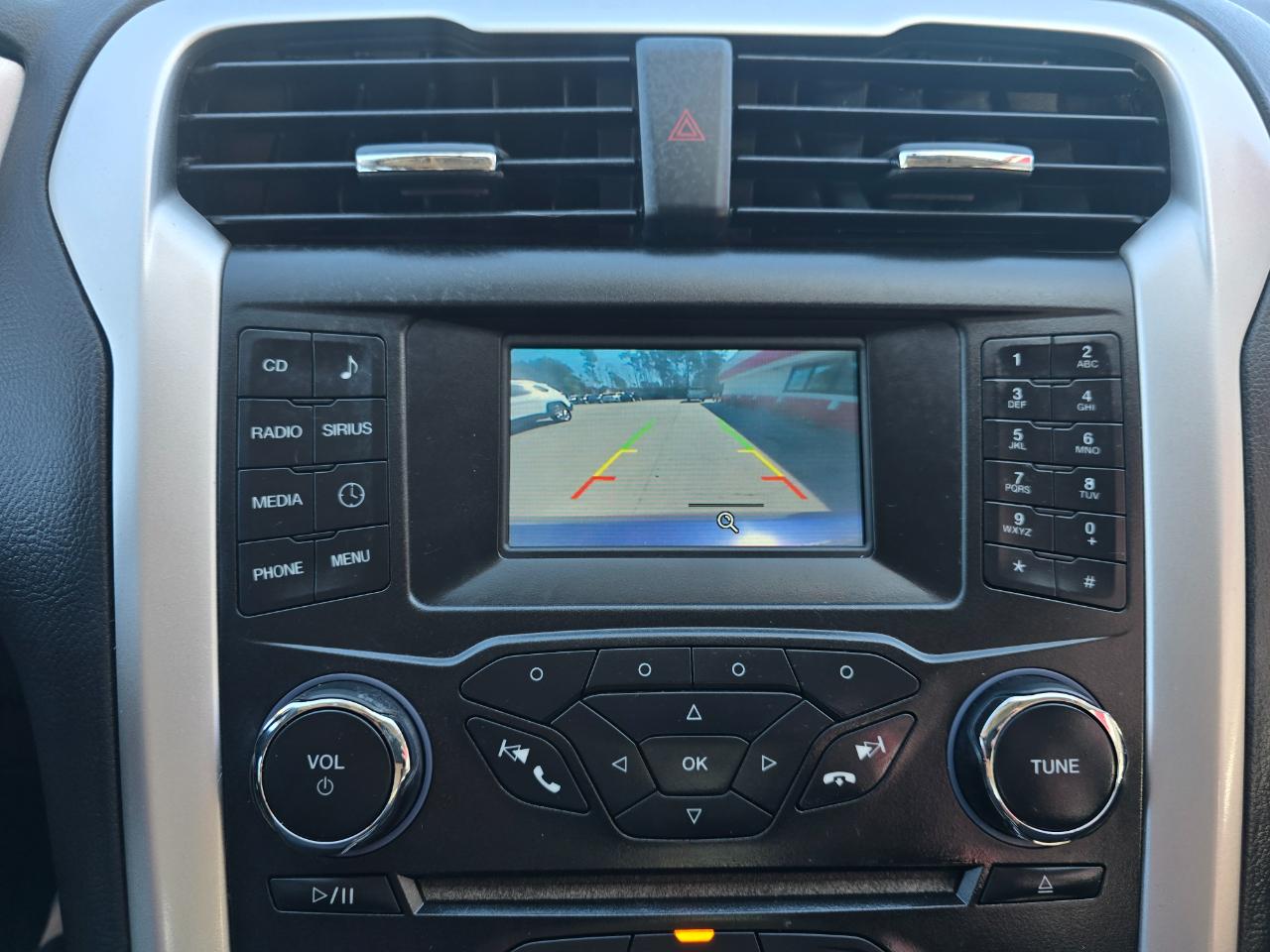 Ford Fusion 4dr Sdn SE FWD 2015