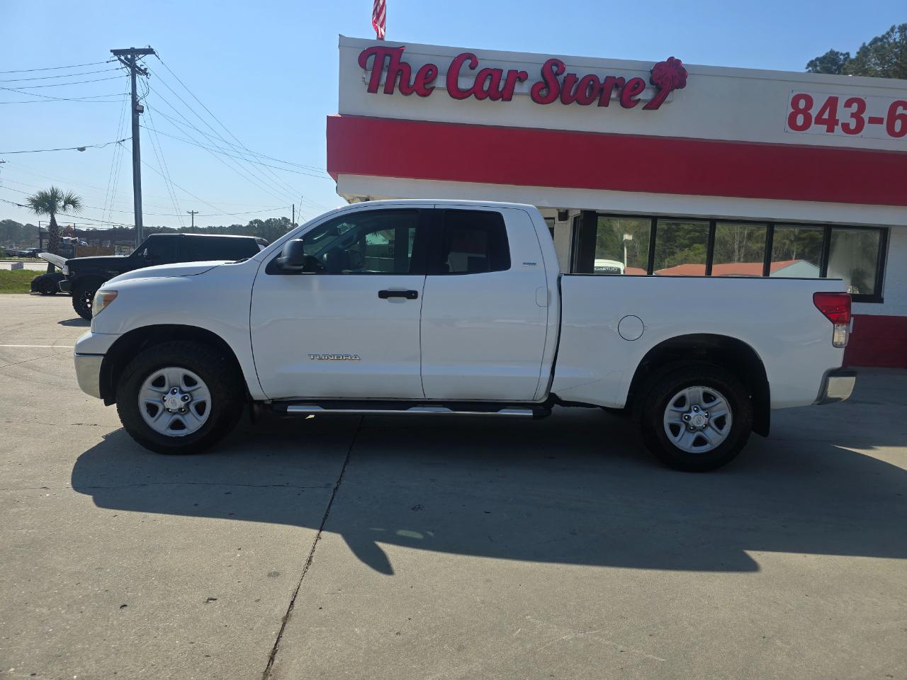 Toyota Tundra 4WD Truck Double Cab 4.6L V8 6-Spd AT (Natl) 2013
