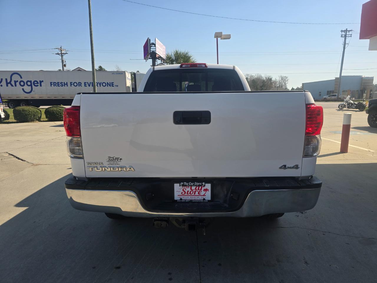 Toyota Tundra 4WD Truck Double Cab 4.6L V8 6-Spd AT (Natl) 2013