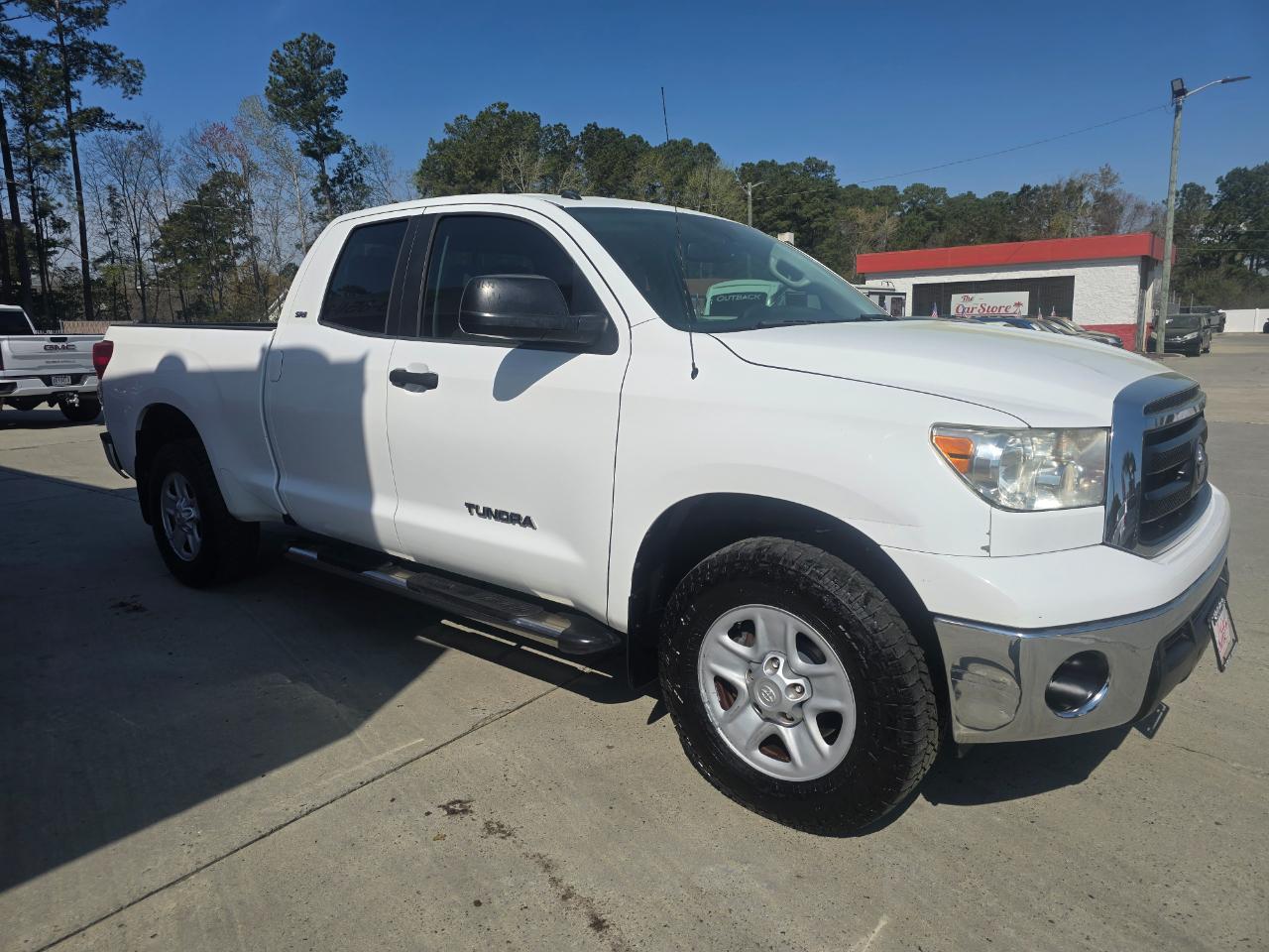 Toyota Tundra 4WD Truck Double Cab 4.6L V8 6-Spd AT (Natl) 2013