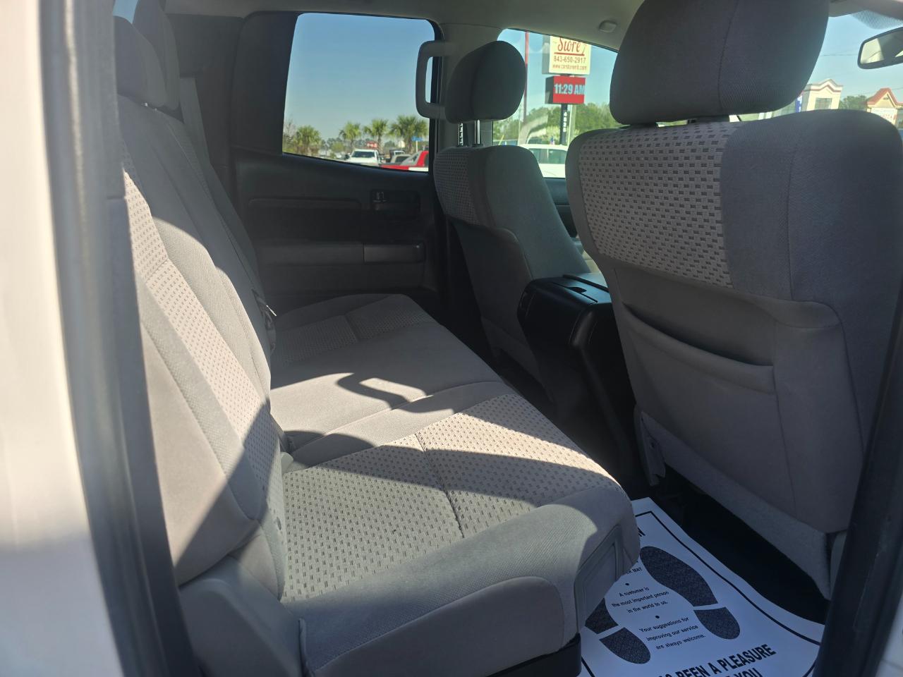 Toyota Tundra 4WD Truck Double Cab 4.6L V8 6-Spd AT (Natl) 2013