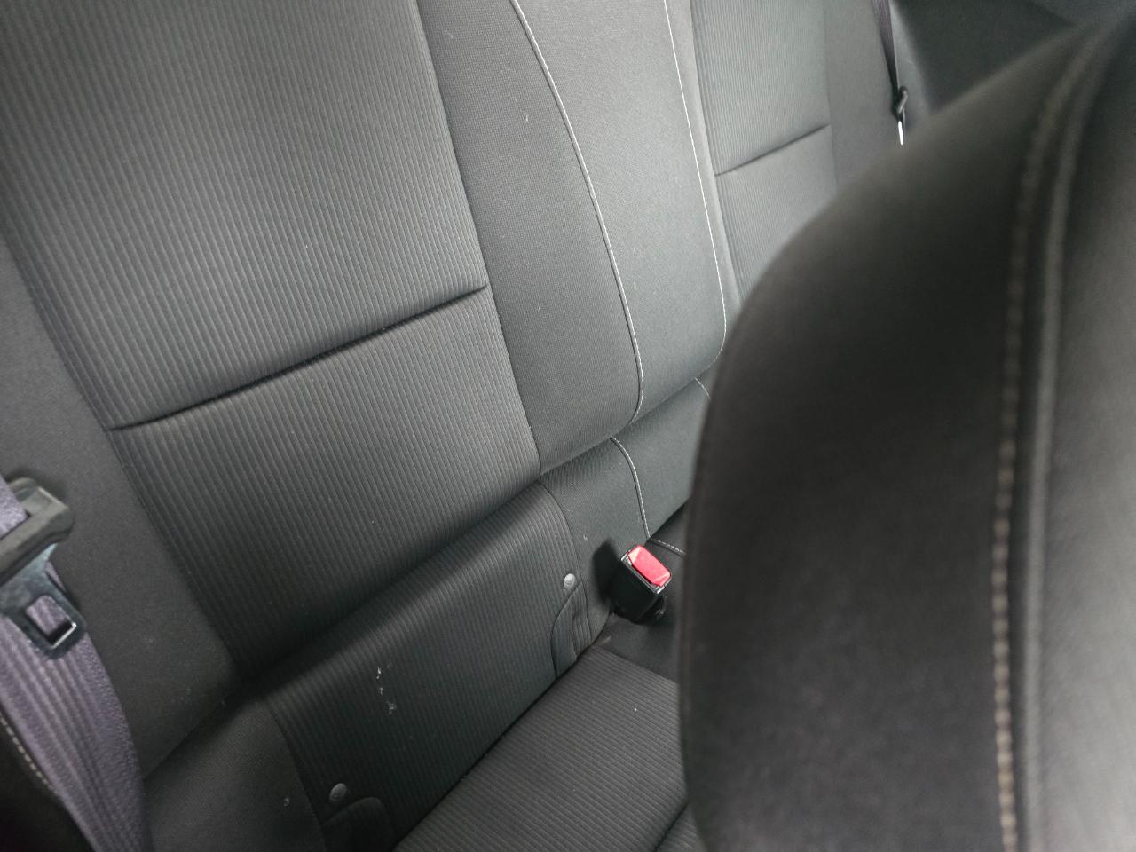 Chevrolet Camaro 2dr Cpe 1LT 2012