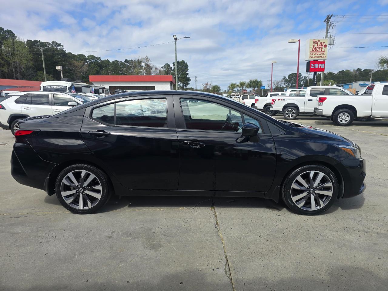 Nissan Versa SR CVT 2020