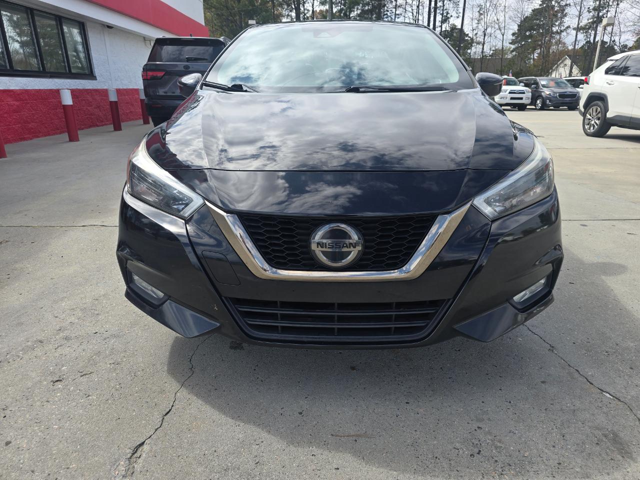 Nissan Versa SR CVT 2020
