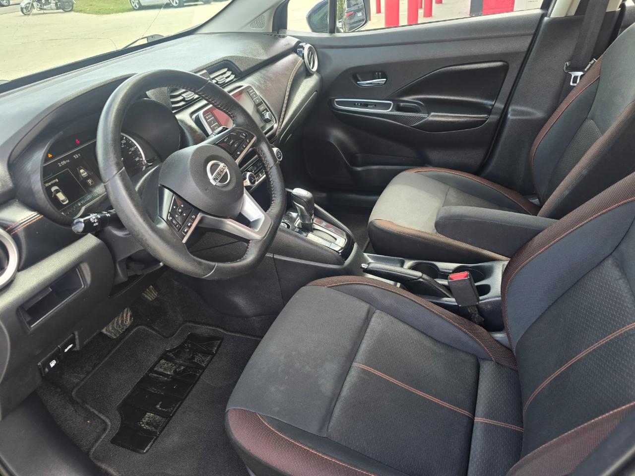 Nissan Versa SR CVT 2020