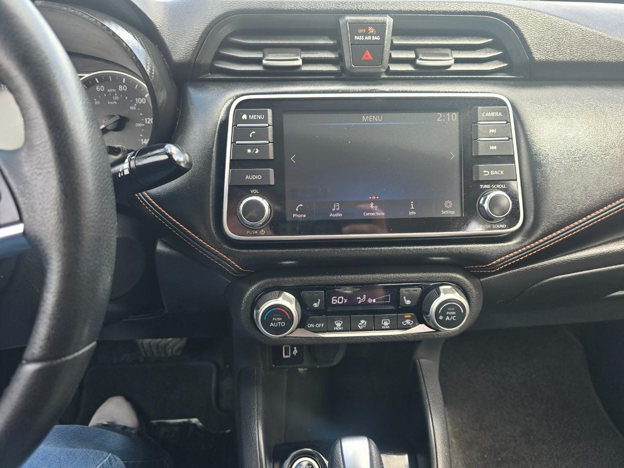 Nissan Versa SR CVT 2020