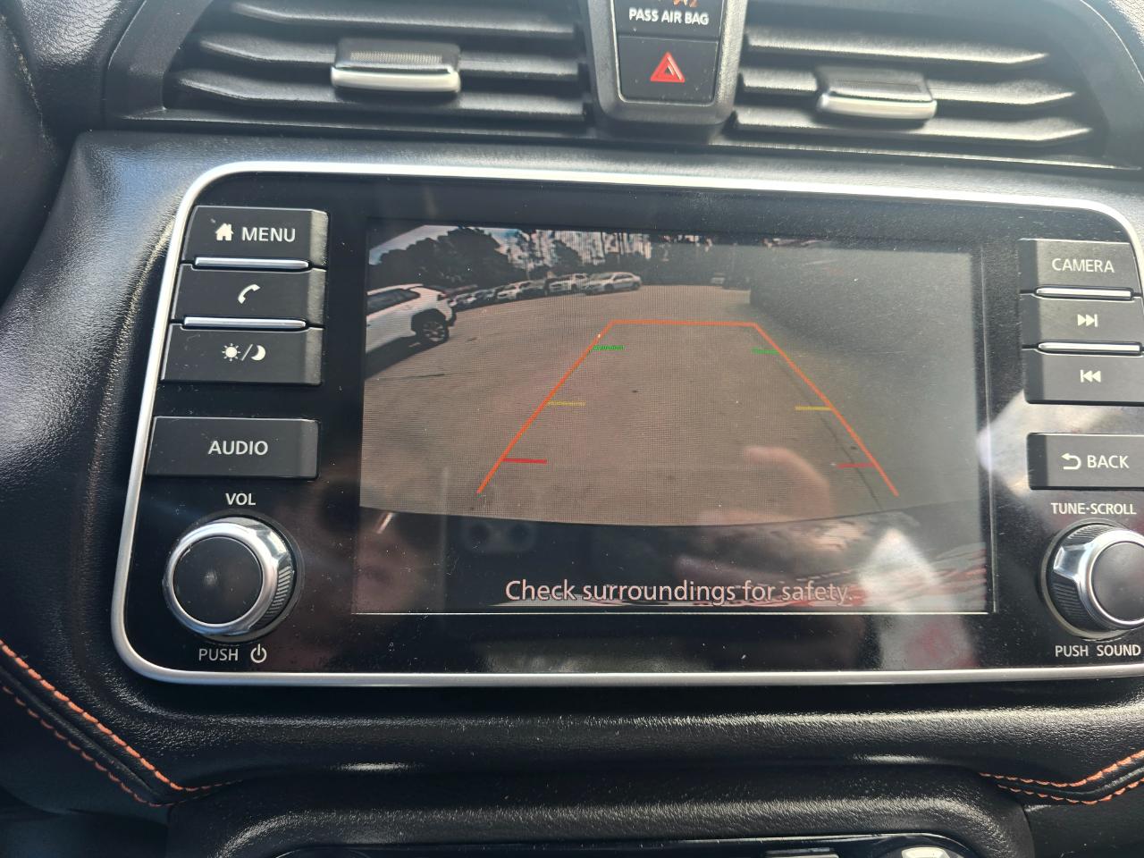 Nissan Versa SR CVT 2020