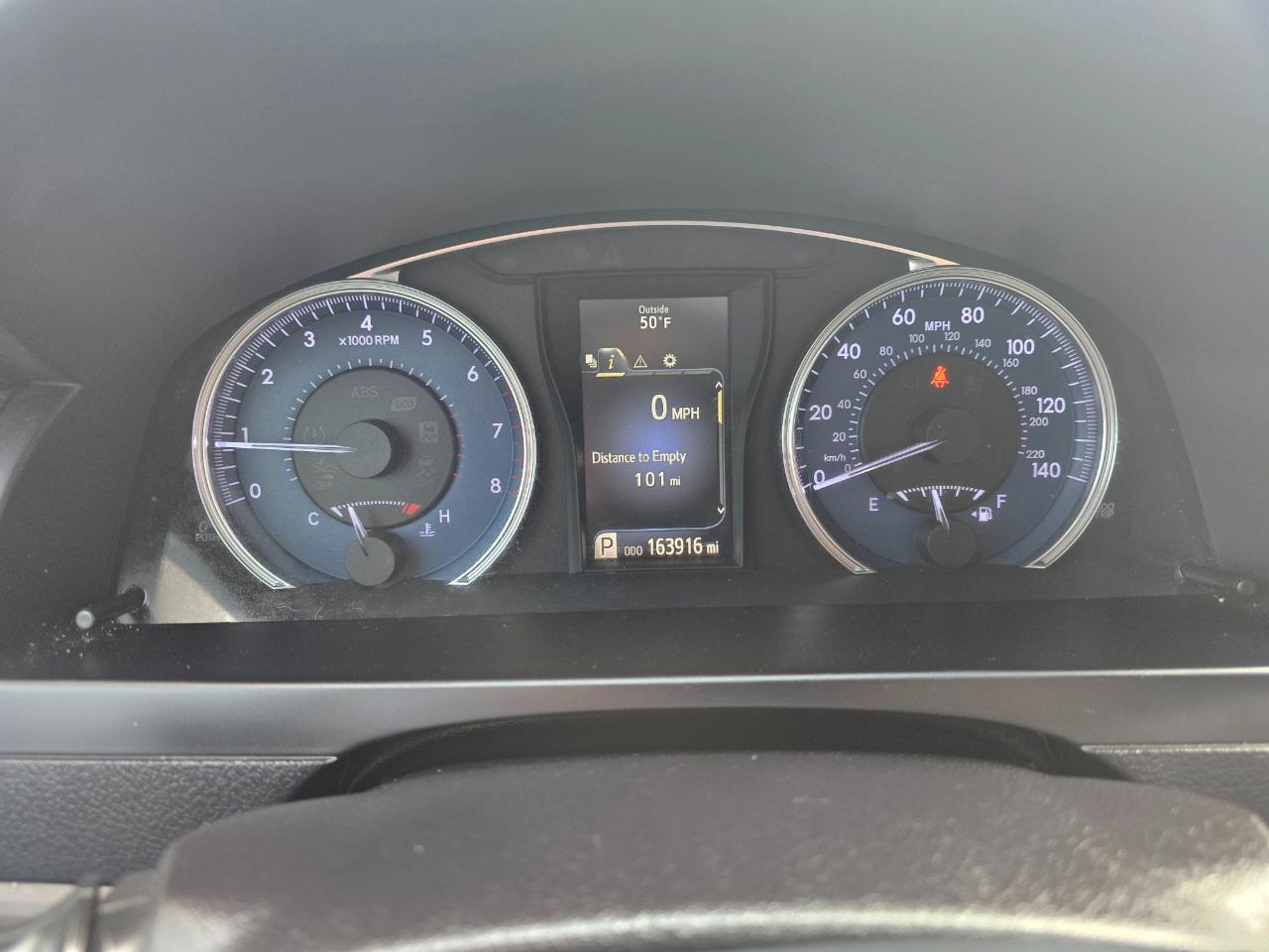 Toyota Camry XLE Auto (Natl) 2017