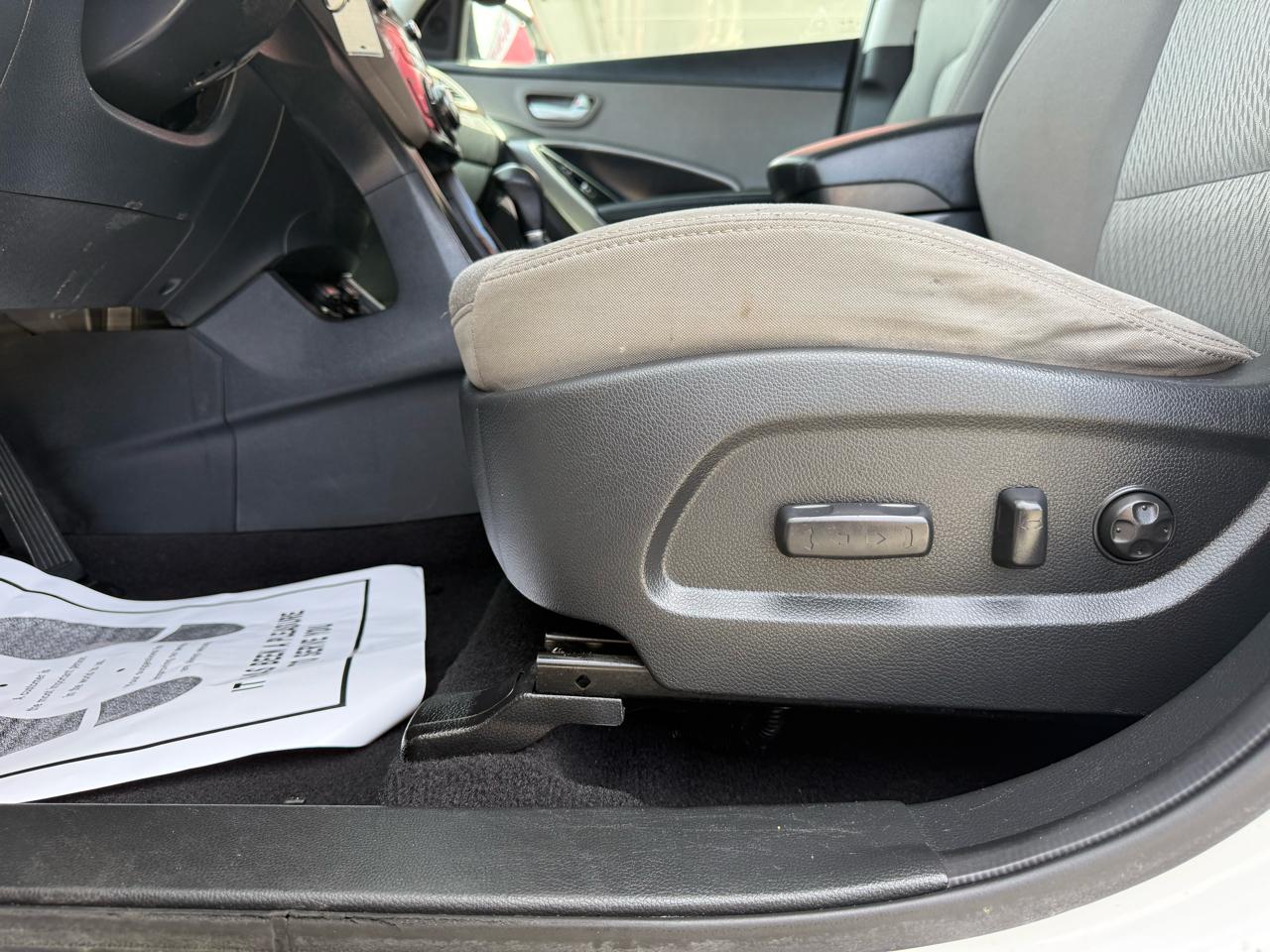 Hyundai Santa Fe SE 3.3L Auto 2017