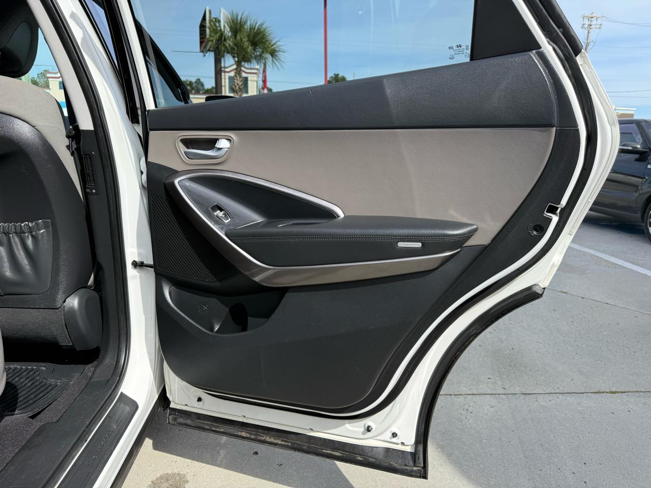 Hyundai Santa Fe SE 3.3L Auto 2017