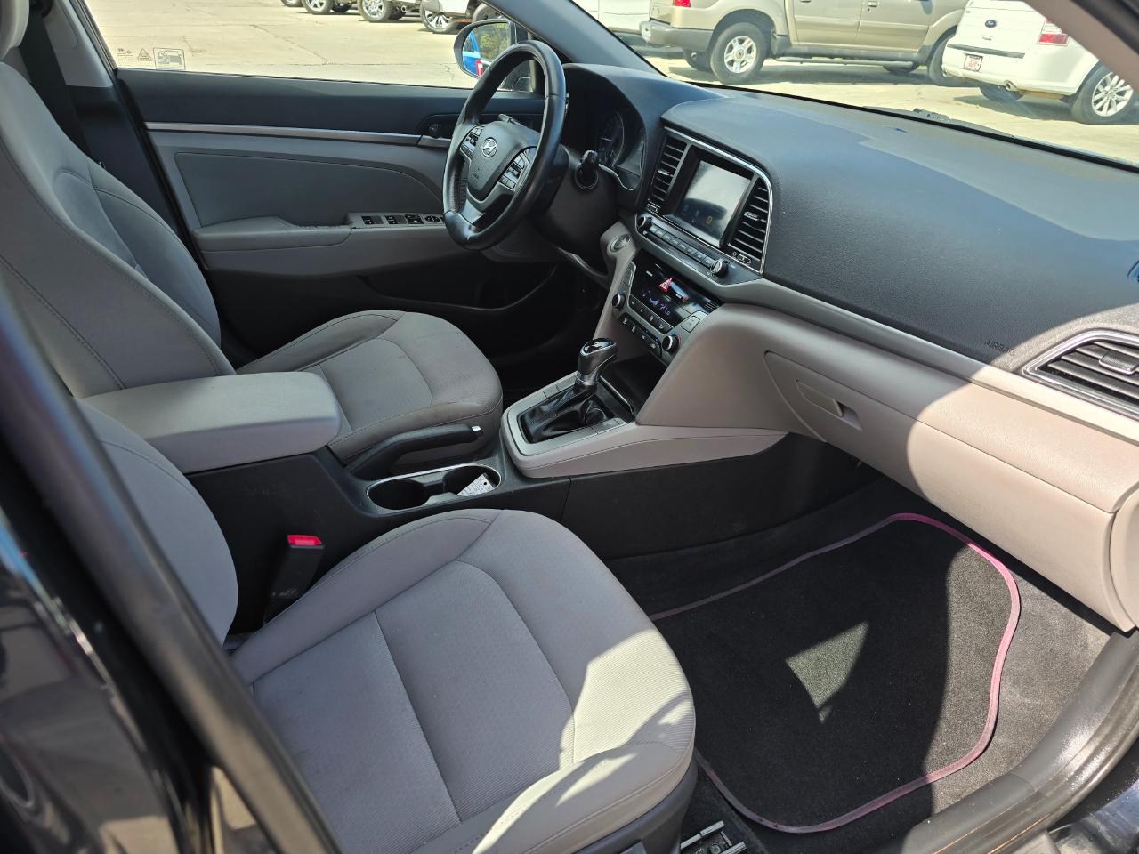 Hyundai Elantra Value Edition Auto 2018