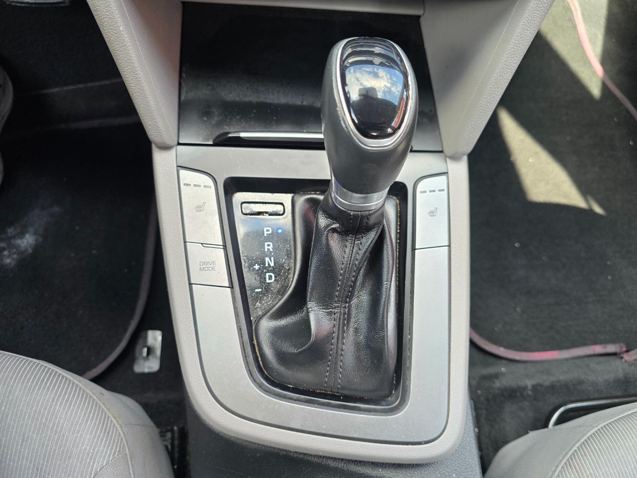 Hyundai Elantra Value Edition Auto 2018