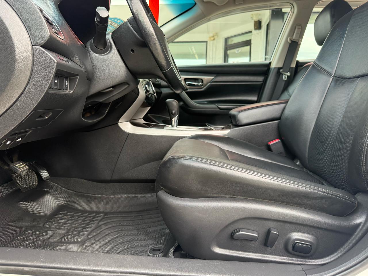 Nissan Altima 4dr Sdn I4 2.5 SL 2013