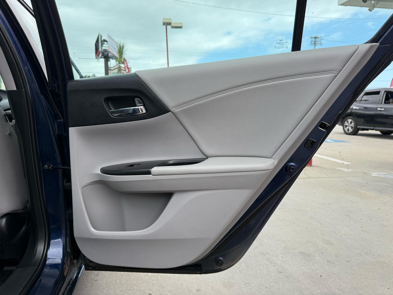 Honda Accord Sedan 4dr I4 CVT EX-L 2015