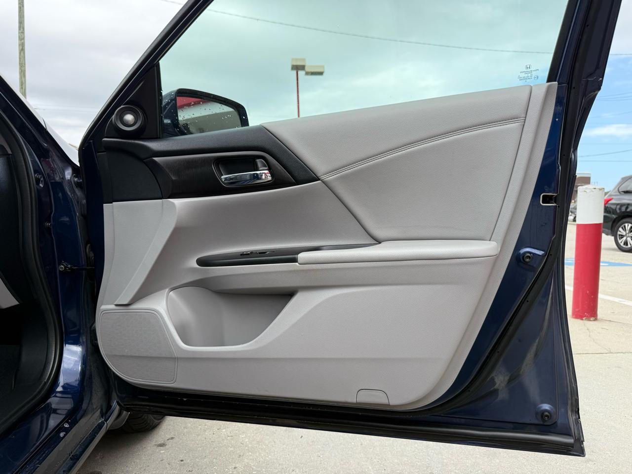 Honda Accord Sedan 4dr I4 CVT EX-L 2015