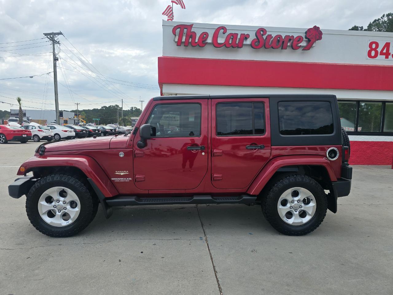 Jeep Wrangler Unlimited 4WD 4dr Sahara 2013