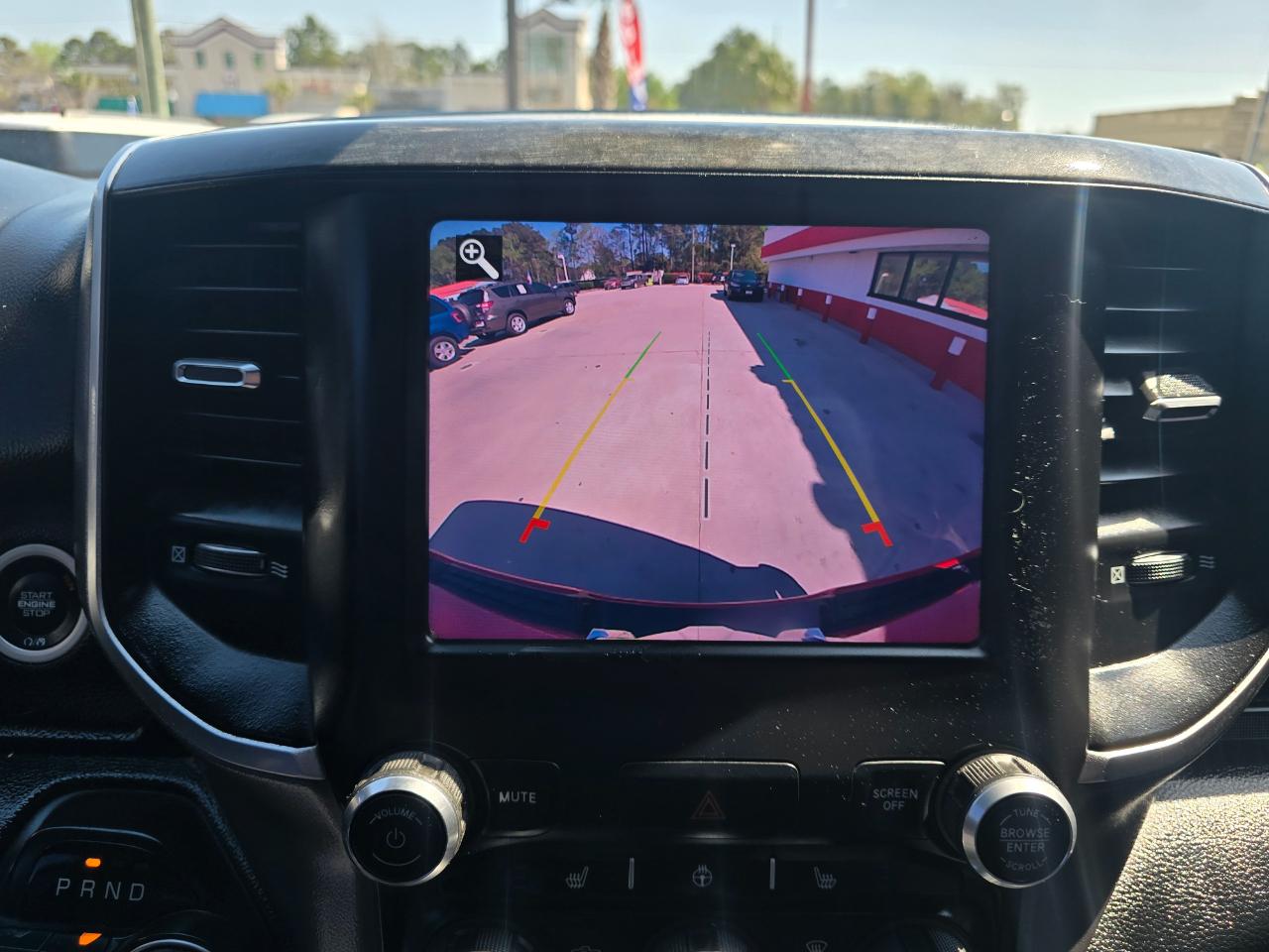 RAM 1500 Big Horn/Lone Star 4x4 Crew Cab 5'7" Box 2019