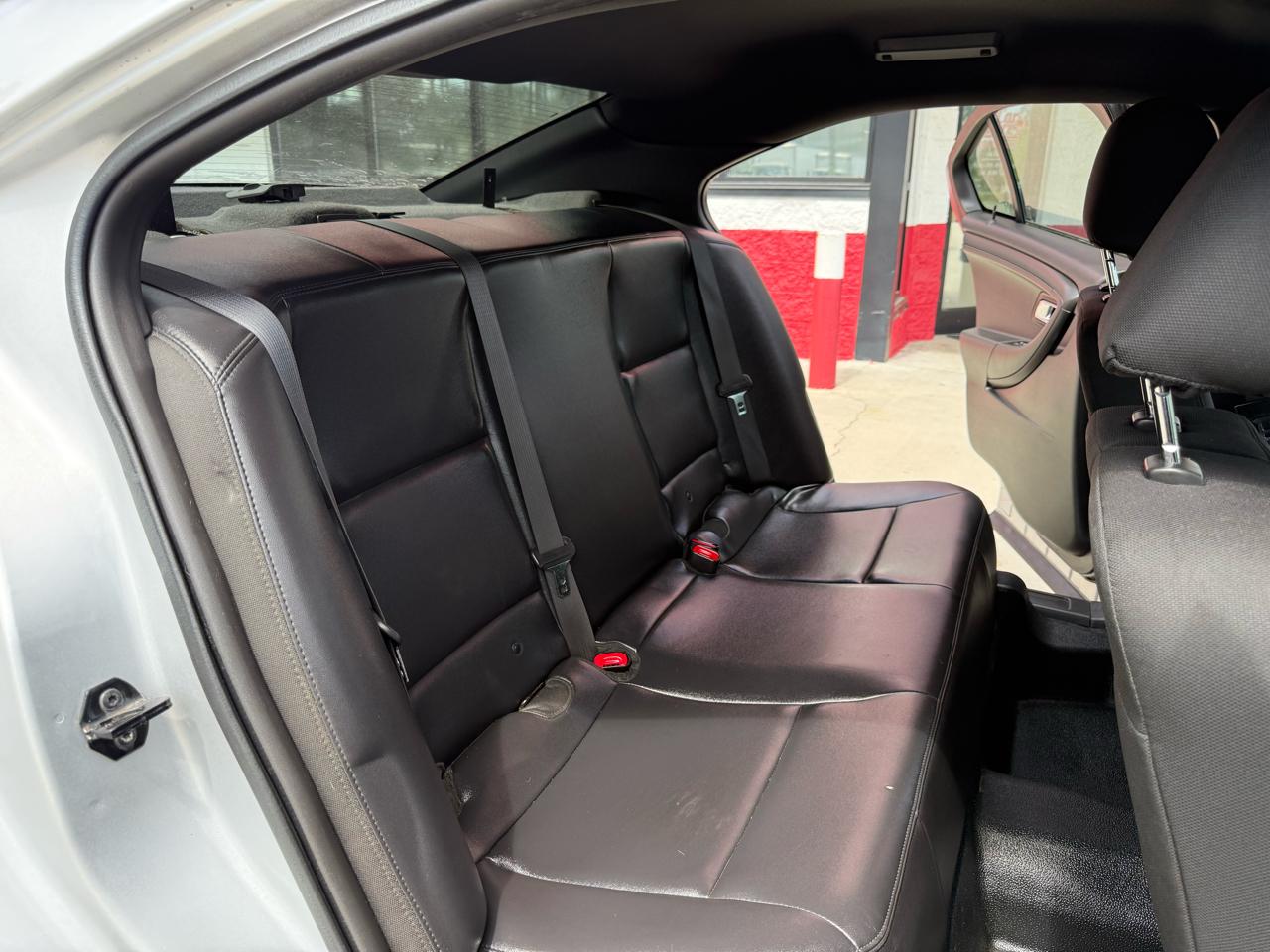 Ford Sedan Police Interceptor 4dr Sdn AWD 2015