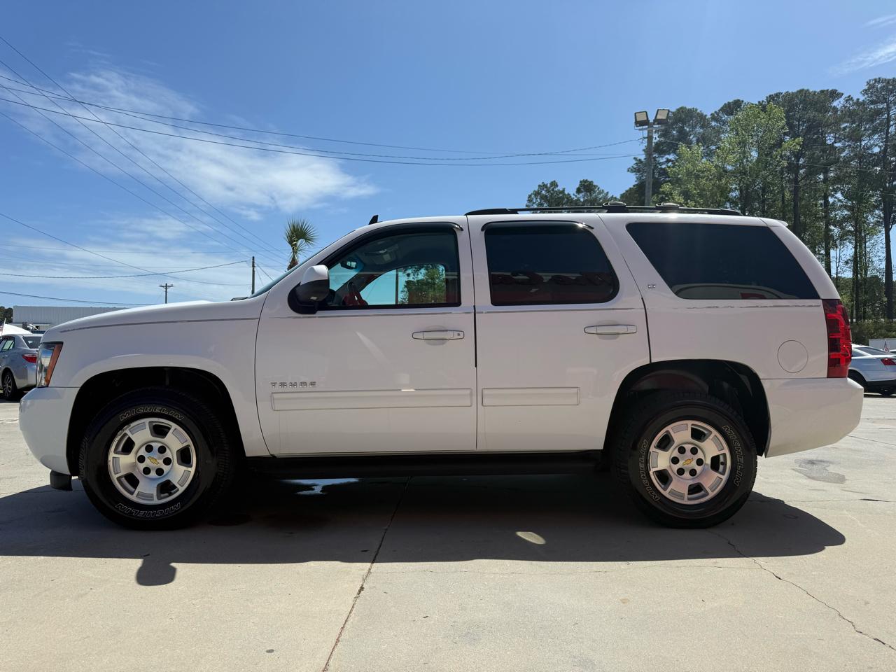 Chevrolet Tahoe 2WD 4dr 1500 LT 2012