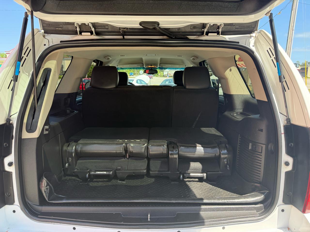 Chevrolet Tahoe 2WD 4dr 1500 LT 2012