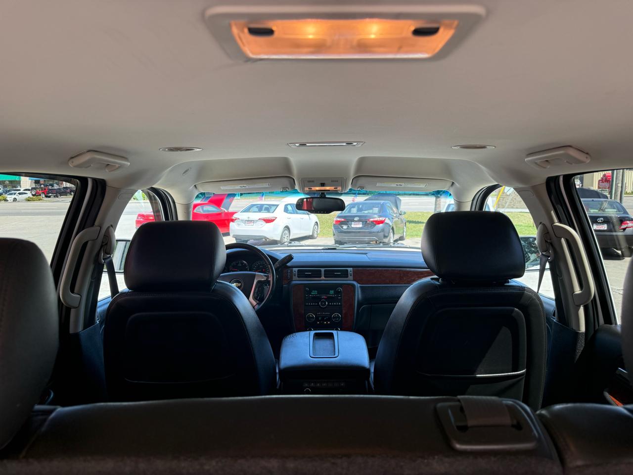 Chevrolet Tahoe 2WD 4dr 1500 LT 2012