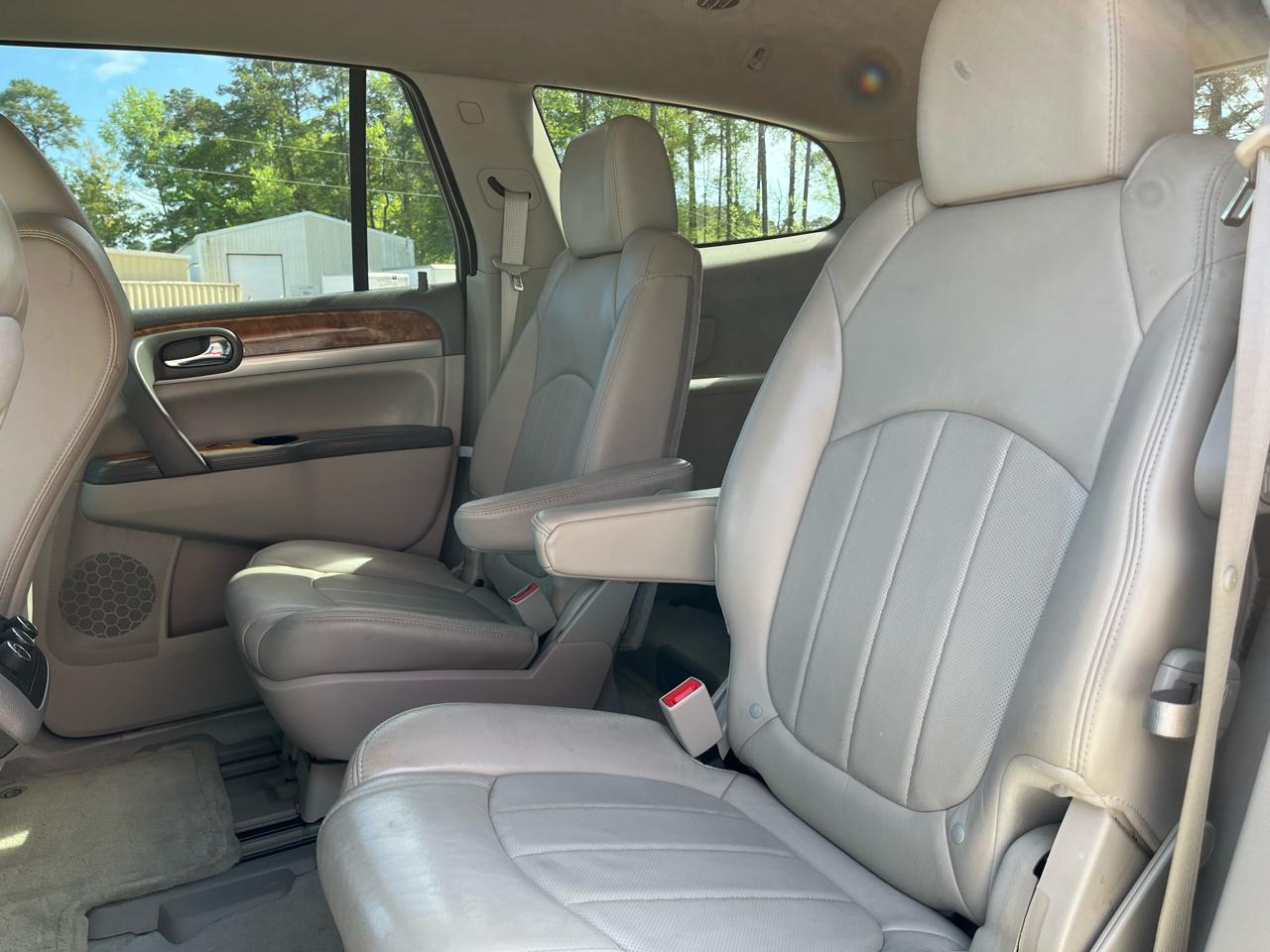 Buick Enclave AWD 4dr CXL-1 2011