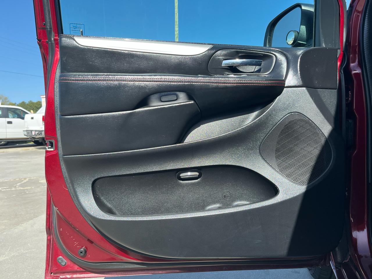 Dodge Grand Caravan GT Wagon Fleet 2017