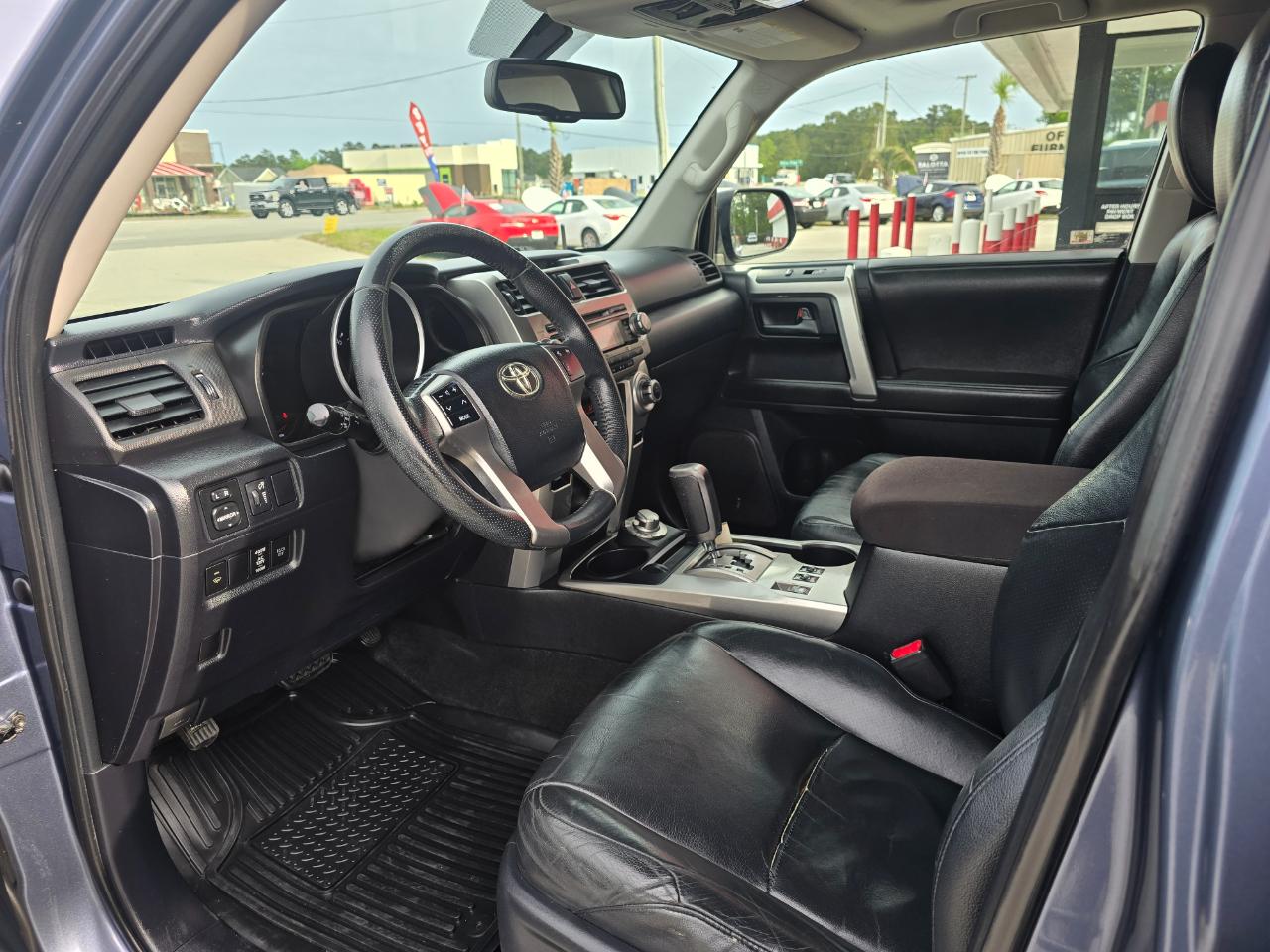 Toyota 4Runner 4WD 4dr V6 Trail (Natl) 2010